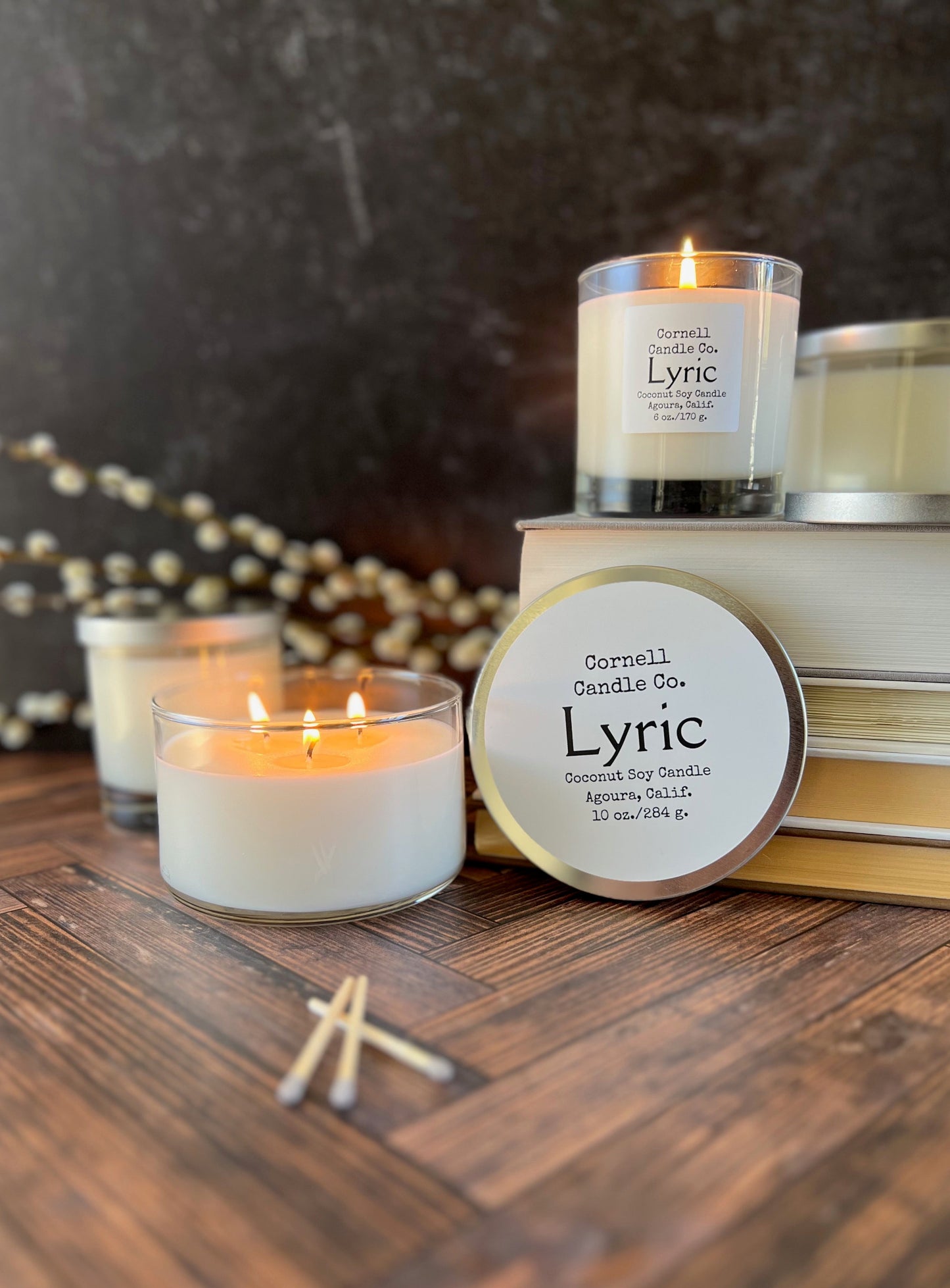 Lyric ~ a Black Currant + Absinthe + Amber Candle
