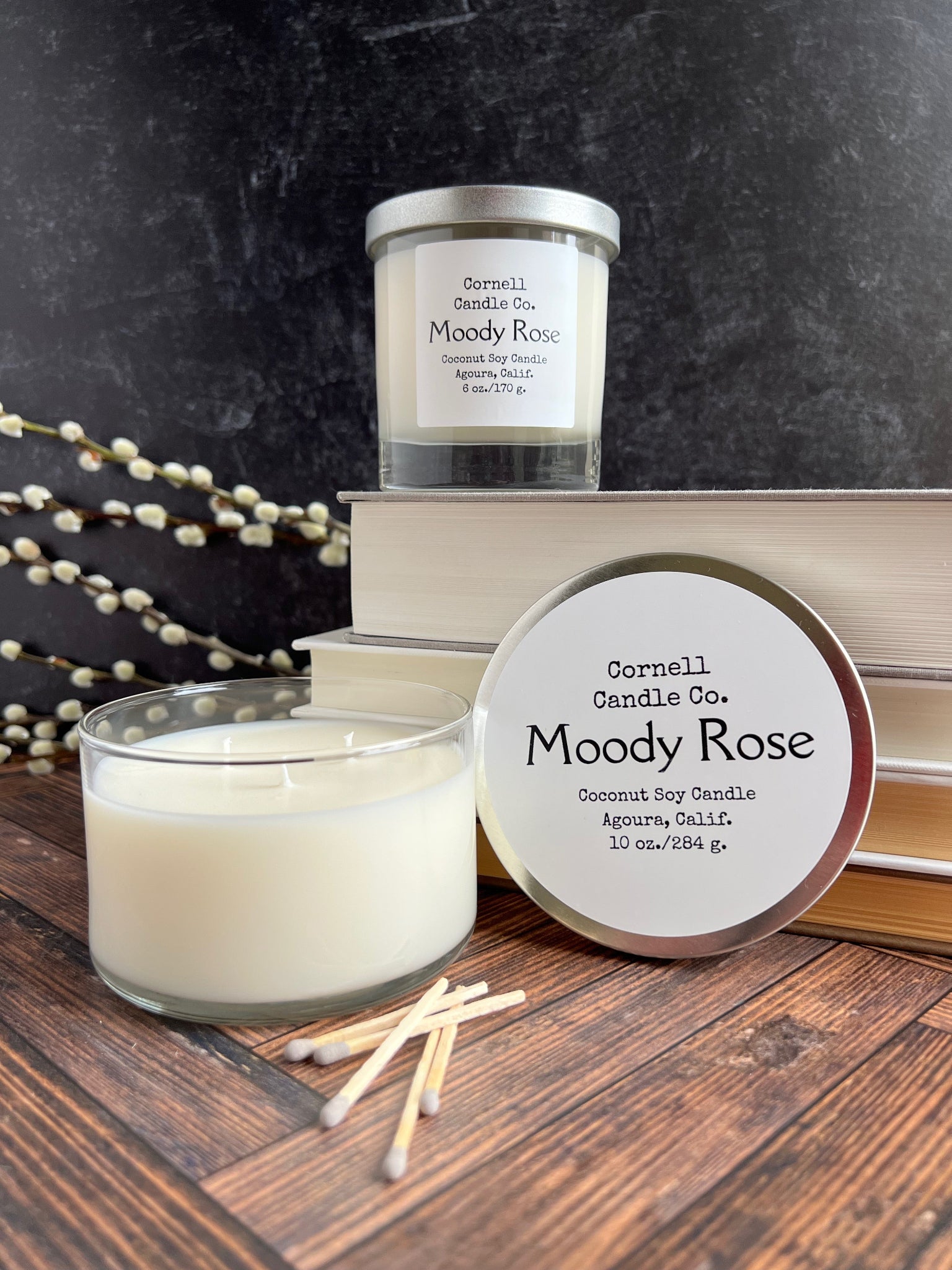 Moody Rose Candle - rose, oud scent